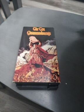 The Ten Commandments VHS Movie - Dramatic Illustrated Cover